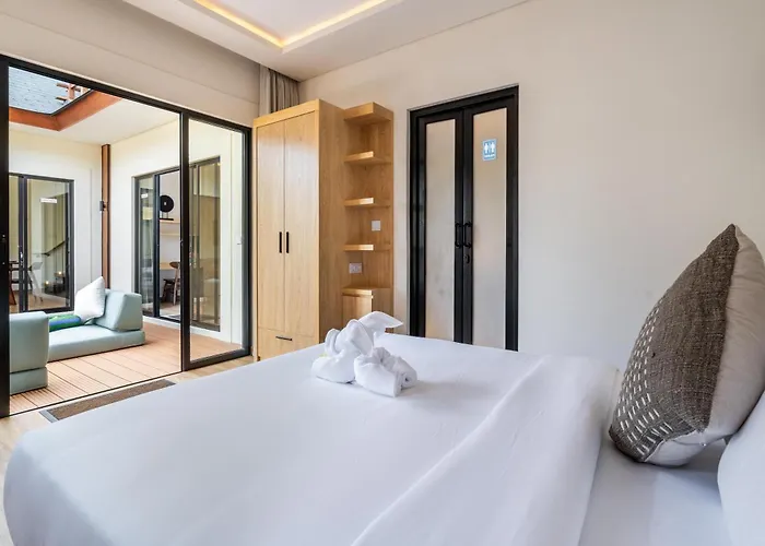 Oasis Residences - Two Modern 3-br With Private Pools & Fast Wifi فيلة
