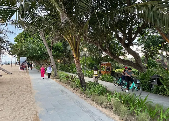 Oasis Residences - Two Modern 3-br With Private Pools & Fast Wifi *